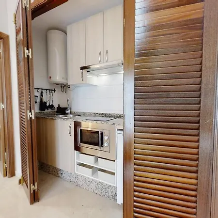 Centrico Tranquilo Diseno Moderno Apartment